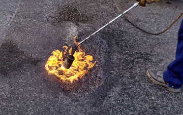 Doehole flat roofing repairs